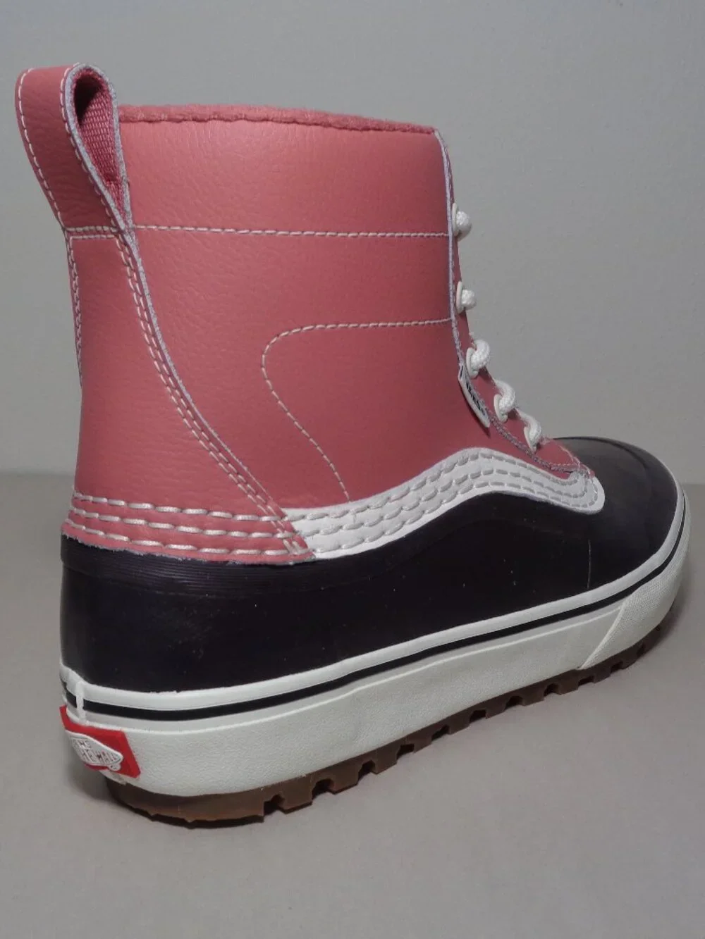 Vans Size 7.5 / MTE STANDARD MID WATERPROOF / Dark Port / Boots New Men's Shoes